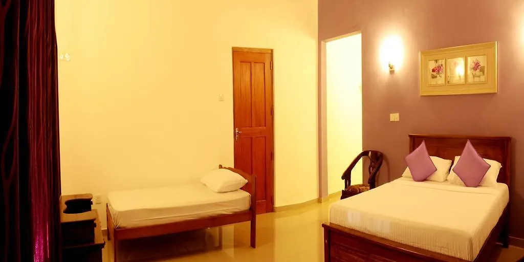 Ziegler Cottage Negombo Hotel