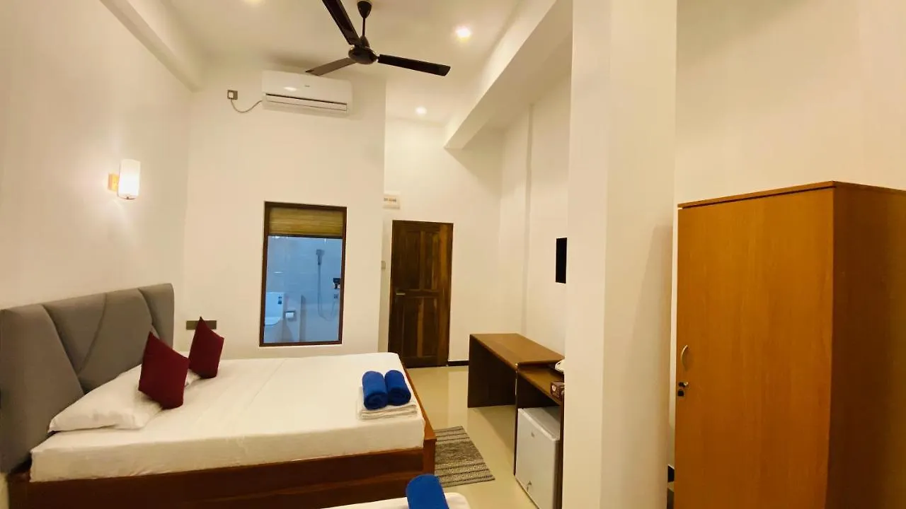 Ziegler Cottage Negombo Hotel