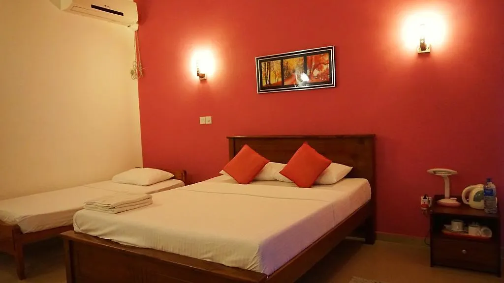 Ziegler Cottage Negombo Hotel